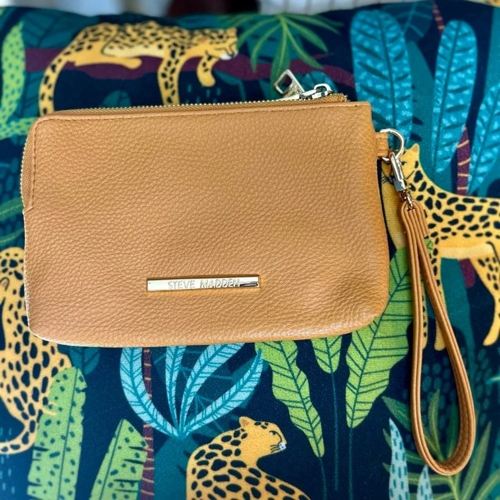💛 Steve Madden Mustard Pebbled Leather Wristlet | Double Zipper | Bold & Chic